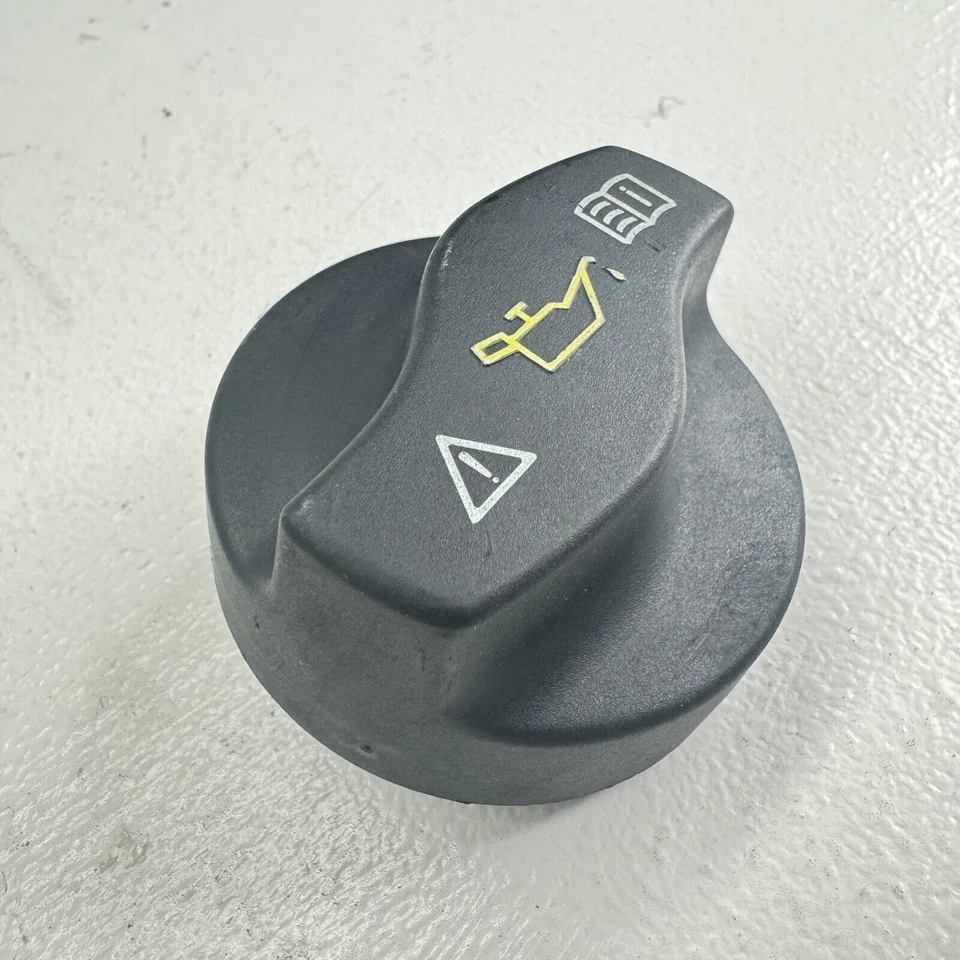 Tapa de llenado de aceite de motor Mercedes Benz E350 2006-11 sedán OEM A0000101385 Foto 4 de 4