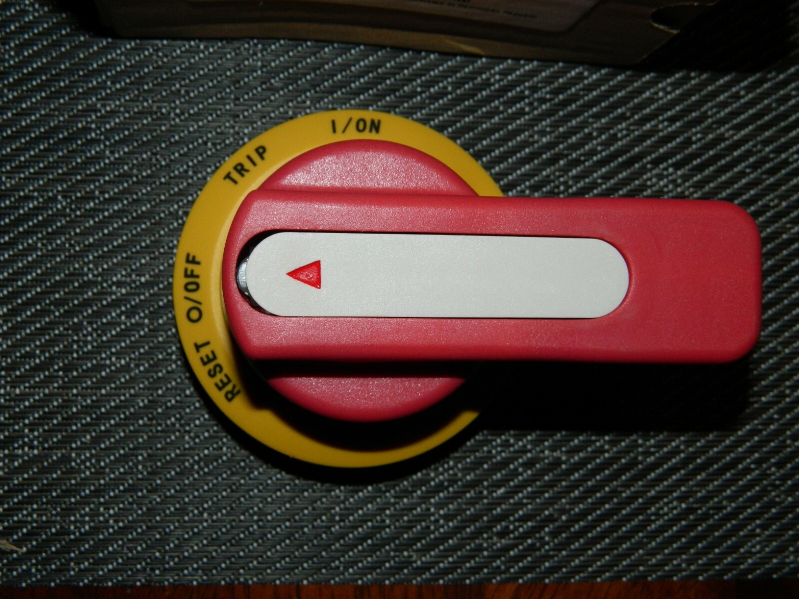 Picture 2 of 4