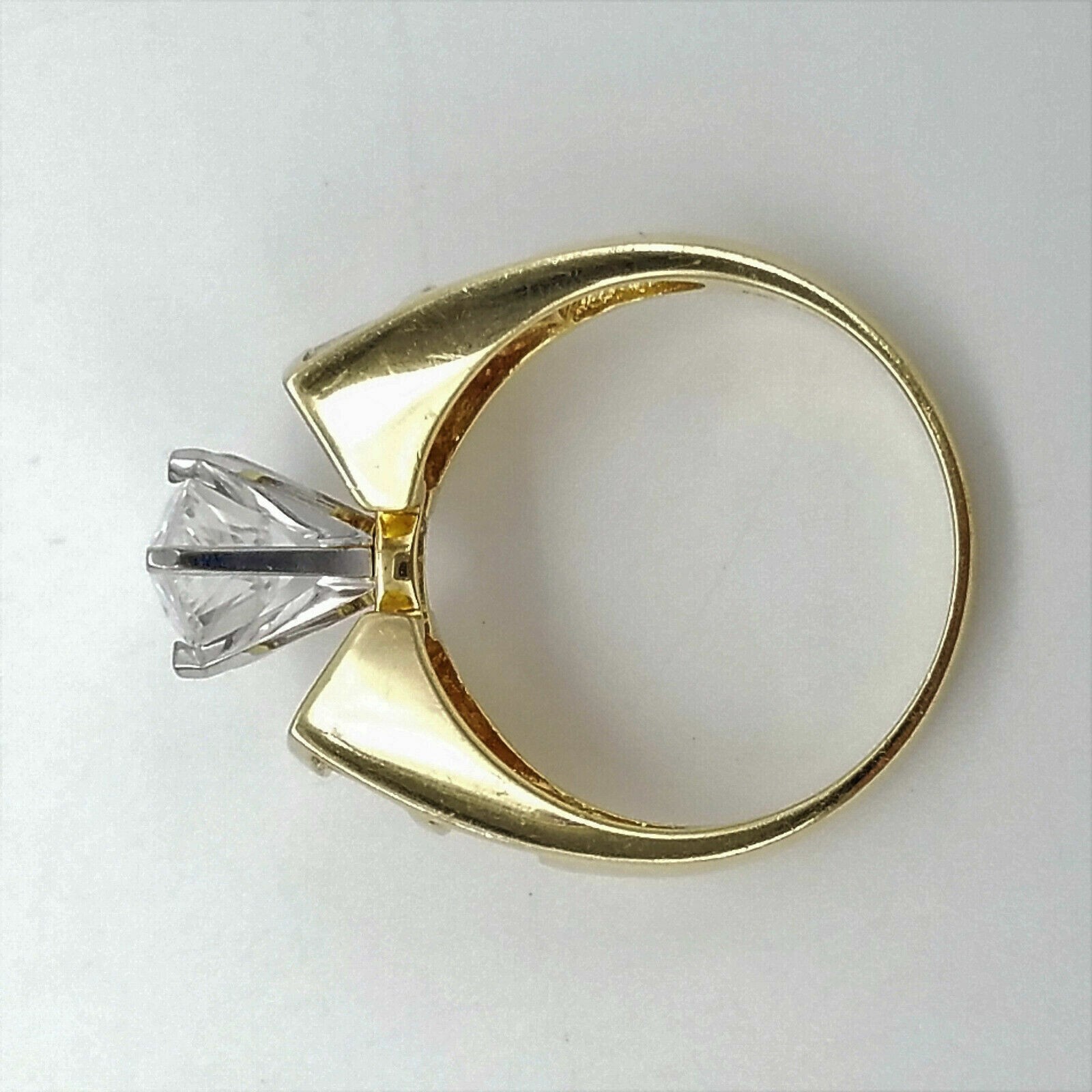 Foto 5 di 10