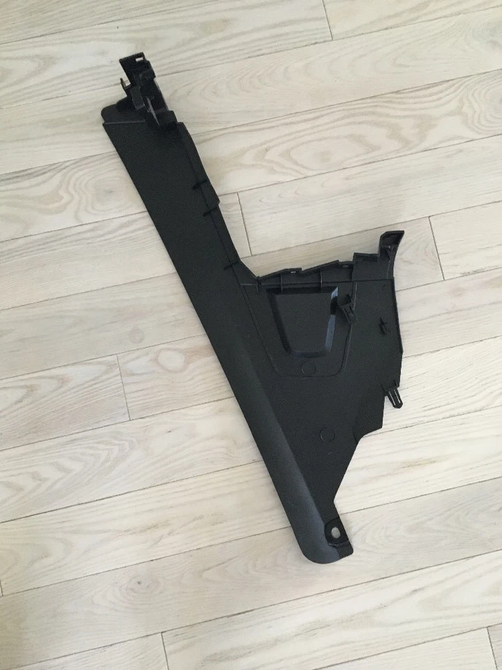 Крышка Subaru Forester 2014-2016 годов выпуска Inp Ctr левая черная от оригинального производителя 66241SG030 - Изображение 2 из 2