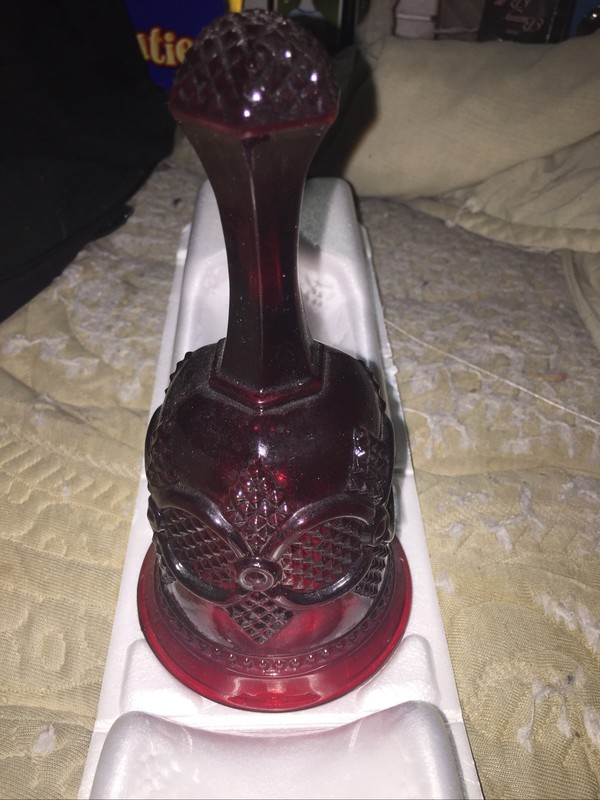 VINTAGE AVON 1876 CAPE COD COLLECTION RUBY RED GLASS DINNER BELL 