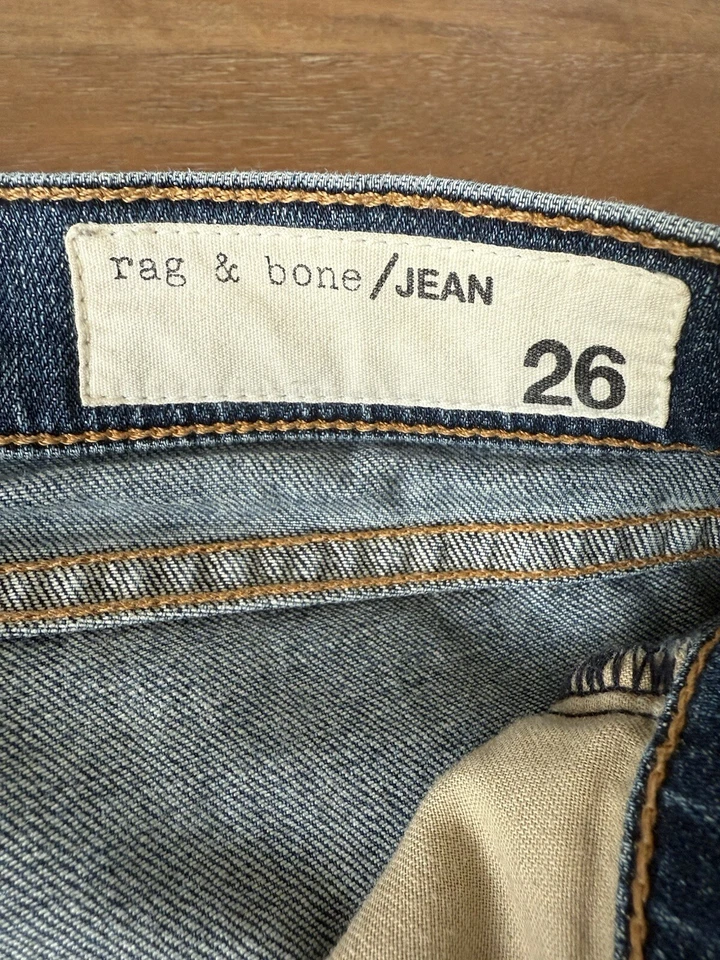 Rag & Bone Dre Capri Jeans Womens 26 (Measures 32x26) Blue Distressed Raw Hem - Image 3 of 4