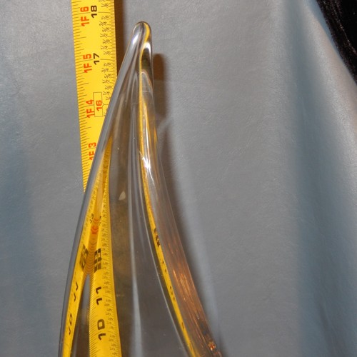 HUGE Vintage Artist Signed 18" Art Glass Sculpture SAILBOAT Boat VILCA 9 lbs! - Picture 4 of 10