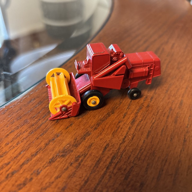 Vintage Matchbox Lesney No 65 C Class Combine Harvester  England