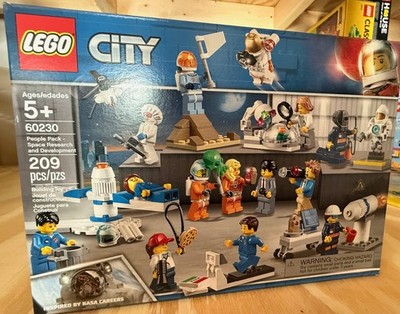 REDUCED LEGO CITY: People Pack-Space Research & Development (60230)