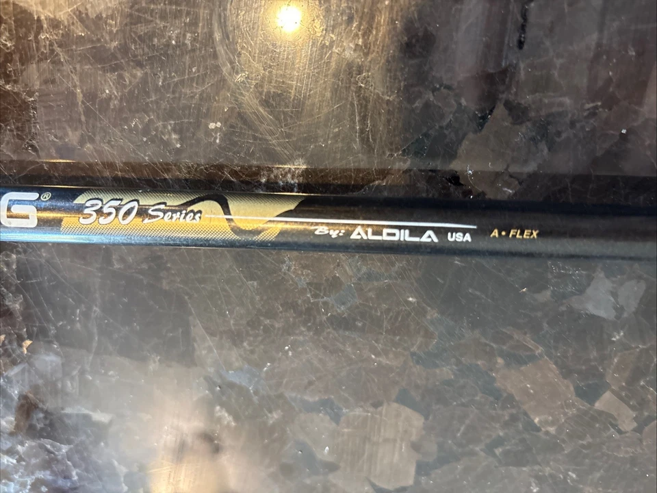 Ping ISI 3-SW Graphite Sr Flex Maroon Dot RH +1 1/2” Over Standard Oversize Grip - Image 4 of 4