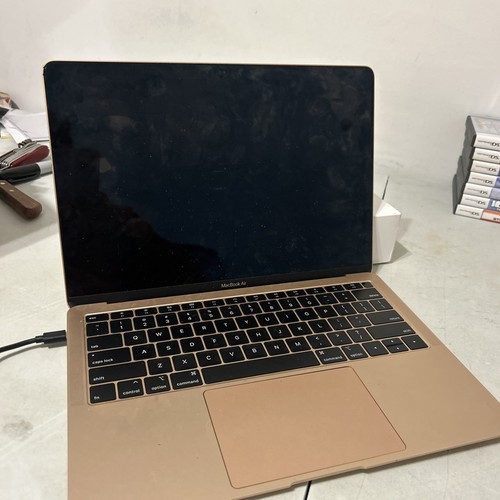 Apple MacBook Air A1932 13" 2019 Rose Gold with box parts repair - Picture 2 of 6