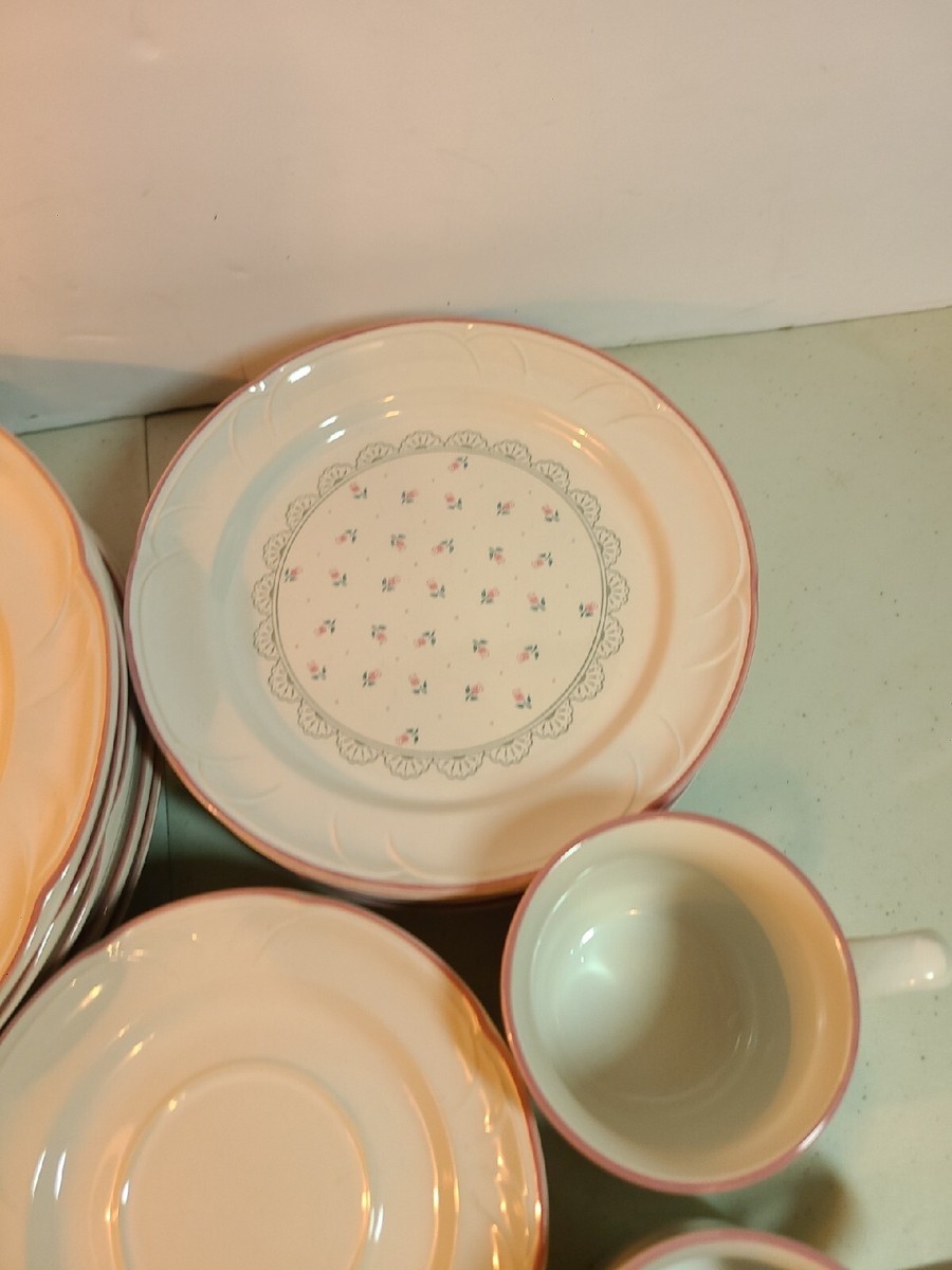ローズコーポレーション Vintage Rose China Japan (noritake) RO6 91 Piece Fine China