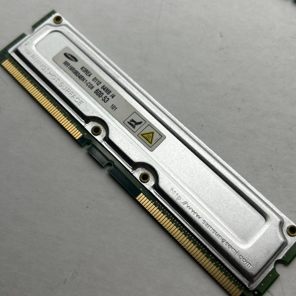 Memoria RAM Rambus Samsung NEC 64 MB 600-53 184 pines Foto 4 de 4