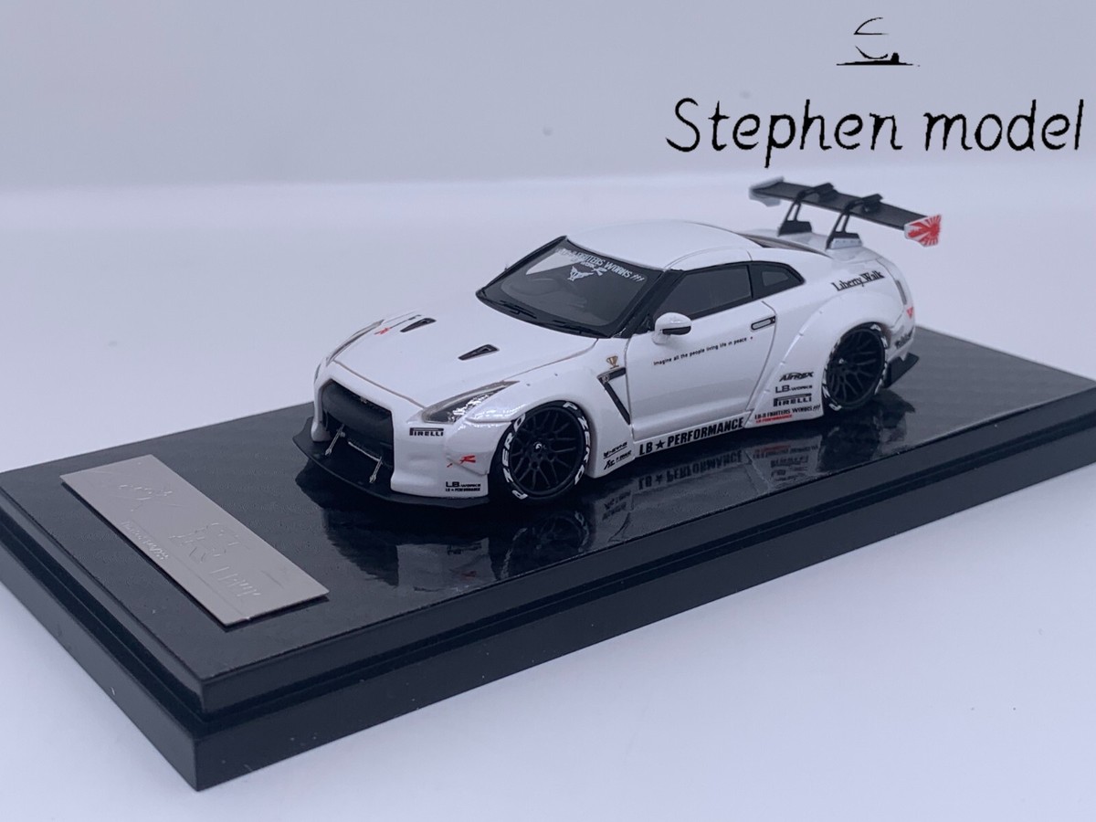 Error 404 1:64 Nissan GTR R35 LBWK Widebody pearl white Error 404 1:64 Nissan GTR R35 LBWK Widebody pearl white