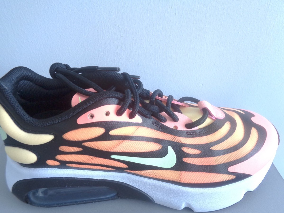 nike air max exosense atomic pink