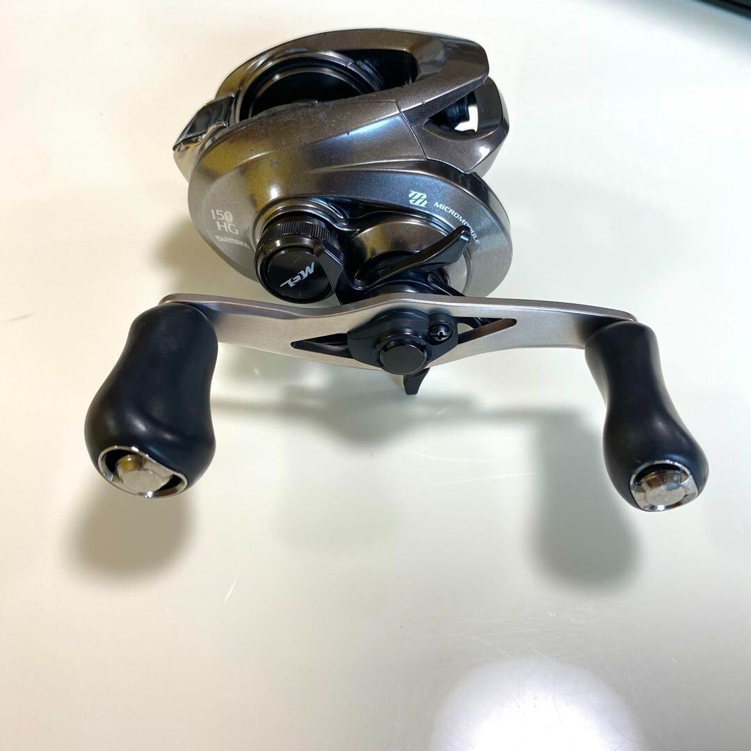 Shimano 17 Chronarch MGL 150 HG Right Baitcast Reel 7.1:1