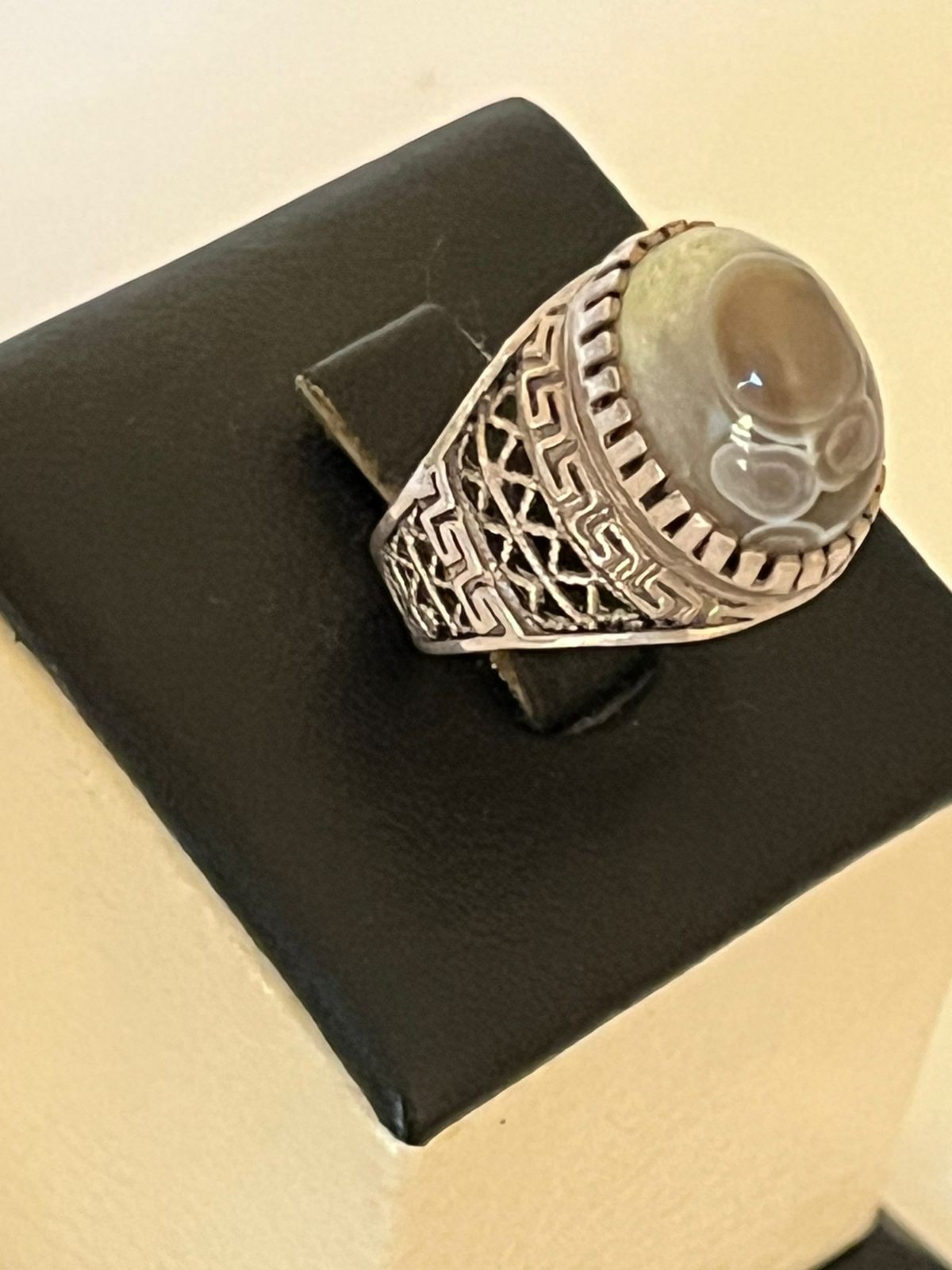 Picture 4 of 20