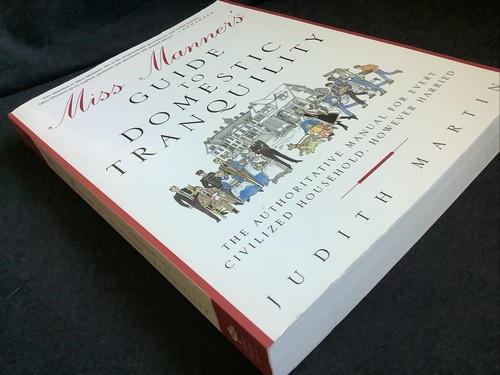 Miss Manners' Guide to Domestic Tranquility by Judith Martin (1999 Trade PB) NEW - Picture 2 of 6