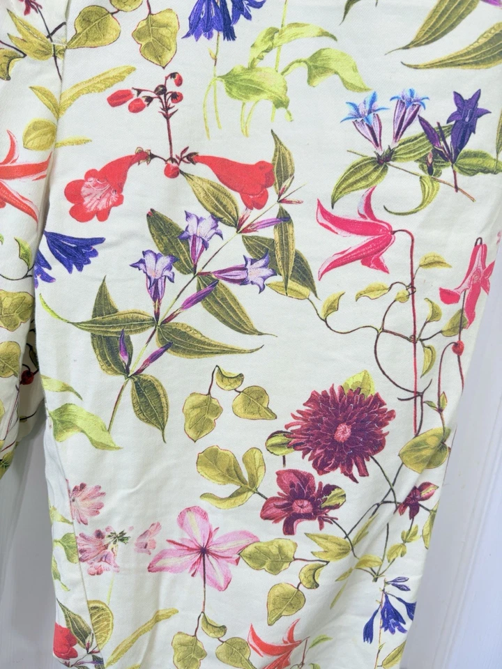 Calça capri Lands End feminina floral cintura média perna reta mistura de algodão tamanho 14 - Imagem 4 de 4