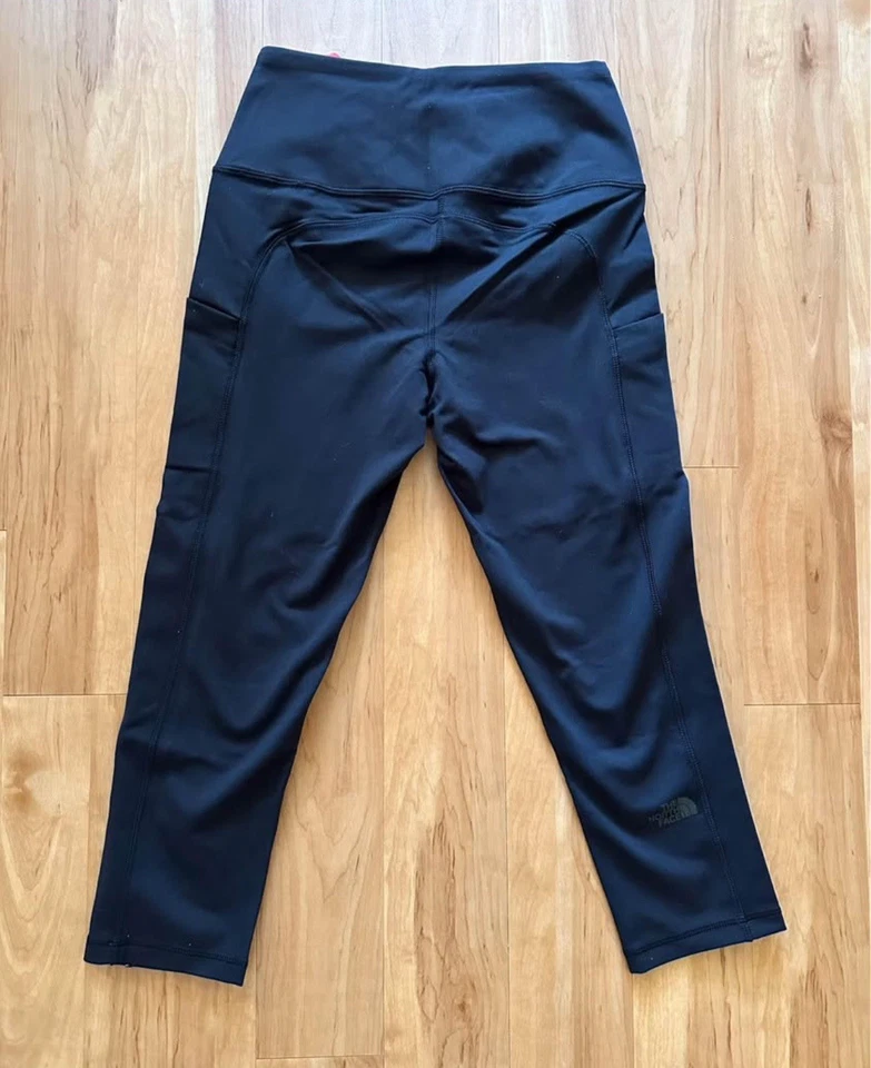 Леггинсы женские The North Face Moti с высоким подъемом карман M черные с цветочным рисунком новые с ценниками - Изображение 2 из 4