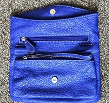 Vtg Nine W. Royal Blue Pebble Leather Folding Wristlet Zip Pkts