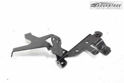 2021-2023 BUICK ENVISION FUEL FEED FRONT PIPE MOUNT BRACKET 84531699 OEM
