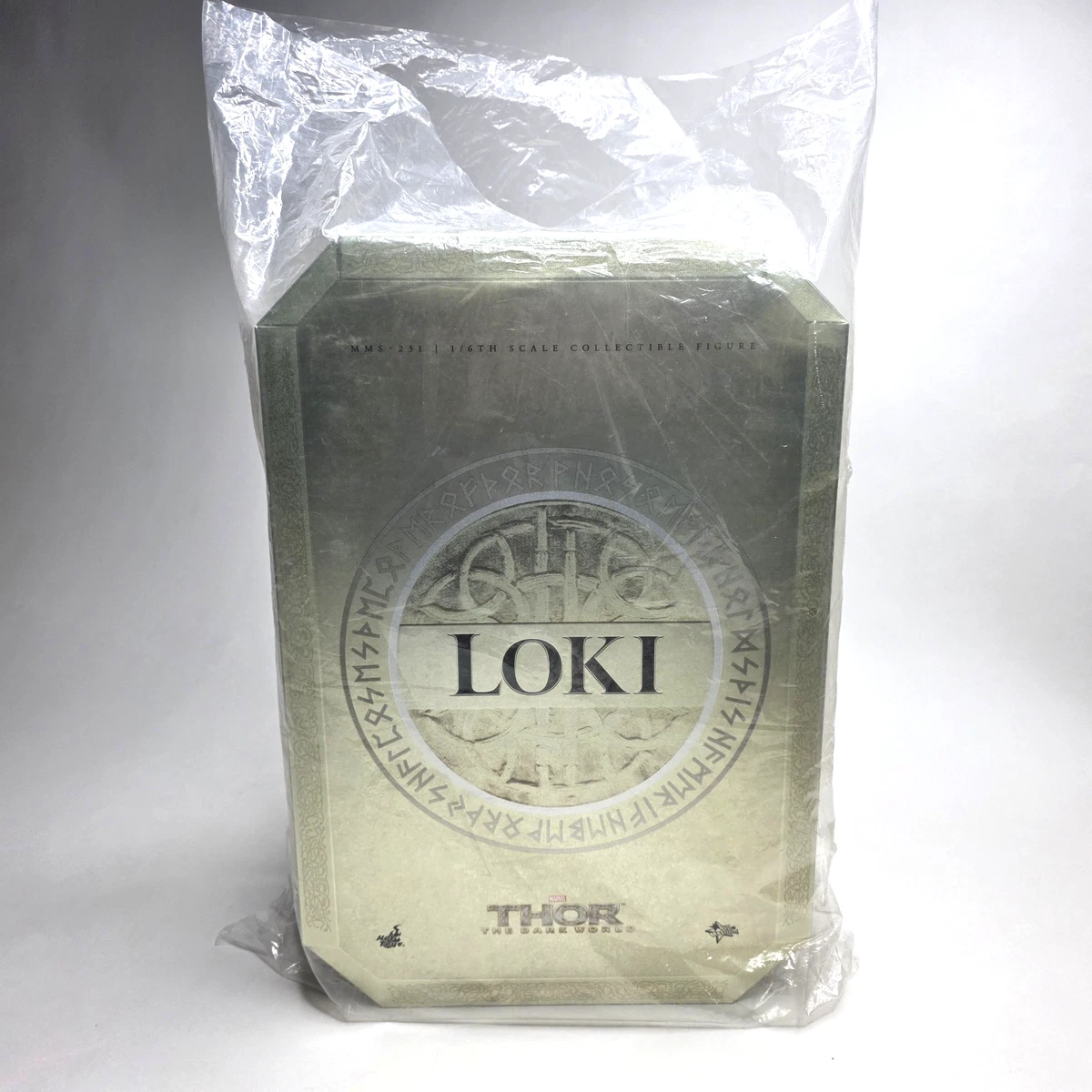 Hot Toys Thor The Dark World Loki 1/6 Scale MMS231 2014 Complete
