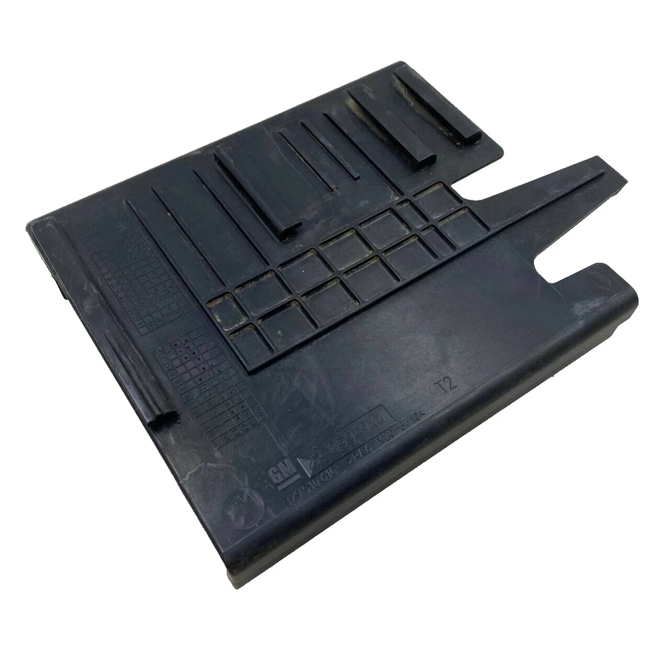 Cubierta protectora para computadora Chevy Malibu 2013-2015 motor ECU OEM Foto 3 de 4