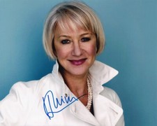 HELEN MIRREN signed Autogramm 20x25cm THE QUEEN in Person autograph COA