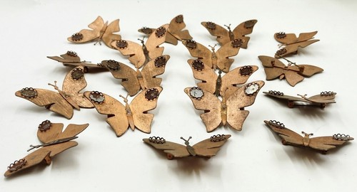 3 VINTAGE AGED COPPER BUTTERFLY PINS WITH TWO 10x8mm. OVAL WING SETTINGS L702 - Picture 3 of 5