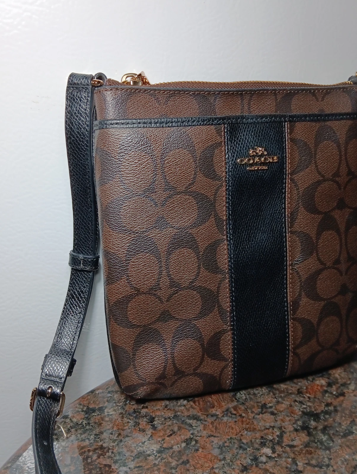 Borsa a tracolla Coach Signature F52856 in PVC