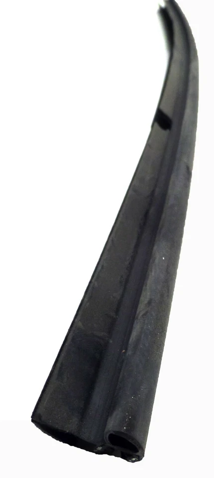 20867208 Rear Driver Side Door Window Inner Sealing Strip 2012-16 Buick Lacrosse - Image 4 of 4