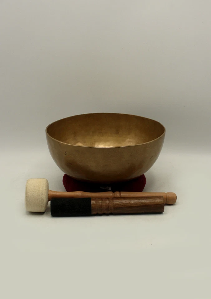 Tibetan Singing Bowl 8" Matt Color - Image 3 of 4