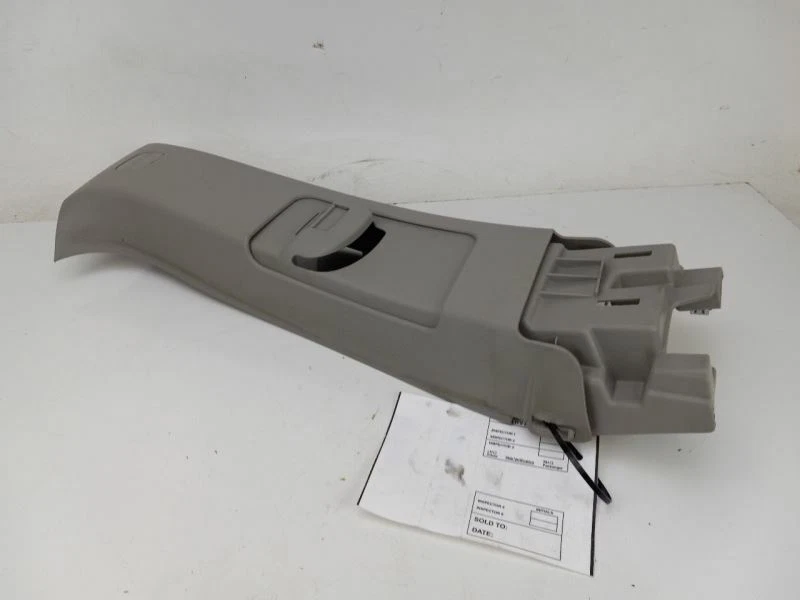 GMC ACADIA 2007-2011 PILAR CENTRAL SUPERIOR DELANTERO DERECHO OEM Foto 3 de 4