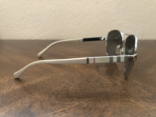 BURBERRY 0BE3080 10056V 59mm Silver/Grey Mirror Sunglasses - Read Condition!