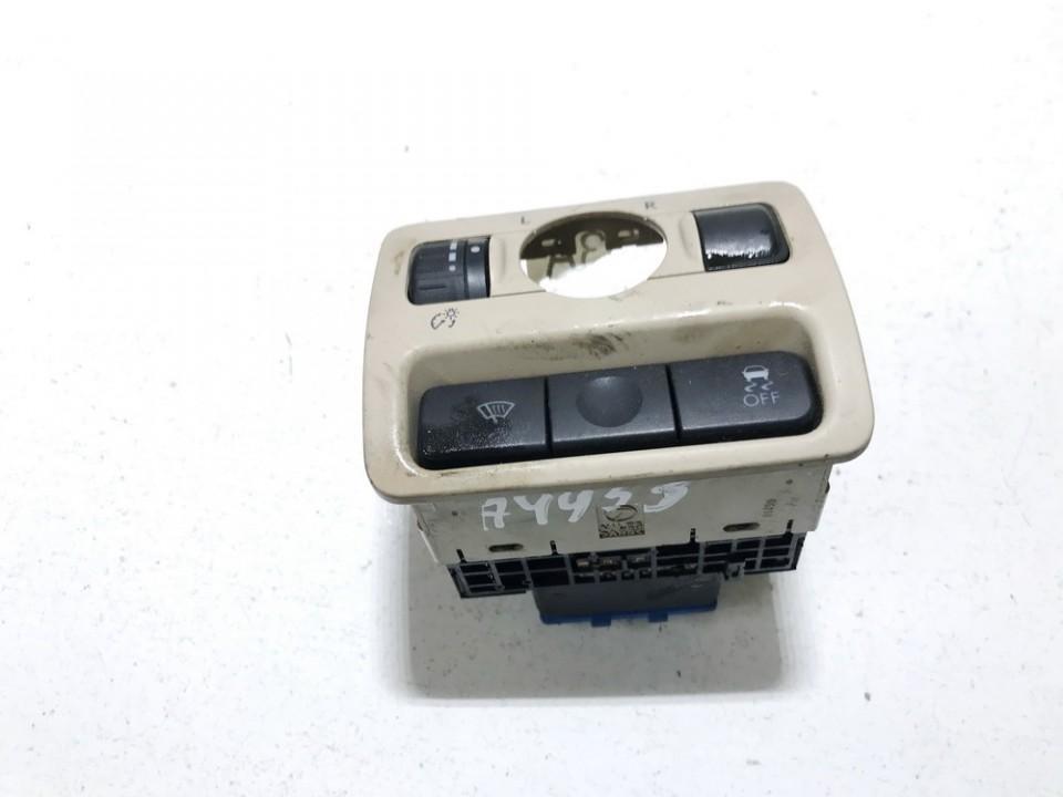 Foto 1 di 8