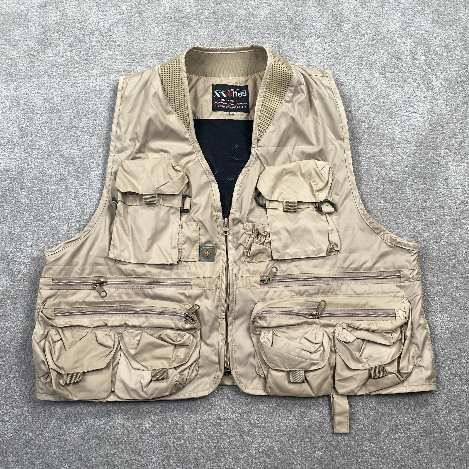 XLABO Fishing Vest XL Khaki Multi Pocket Outdoor Utility Gear Angler Lightweight
