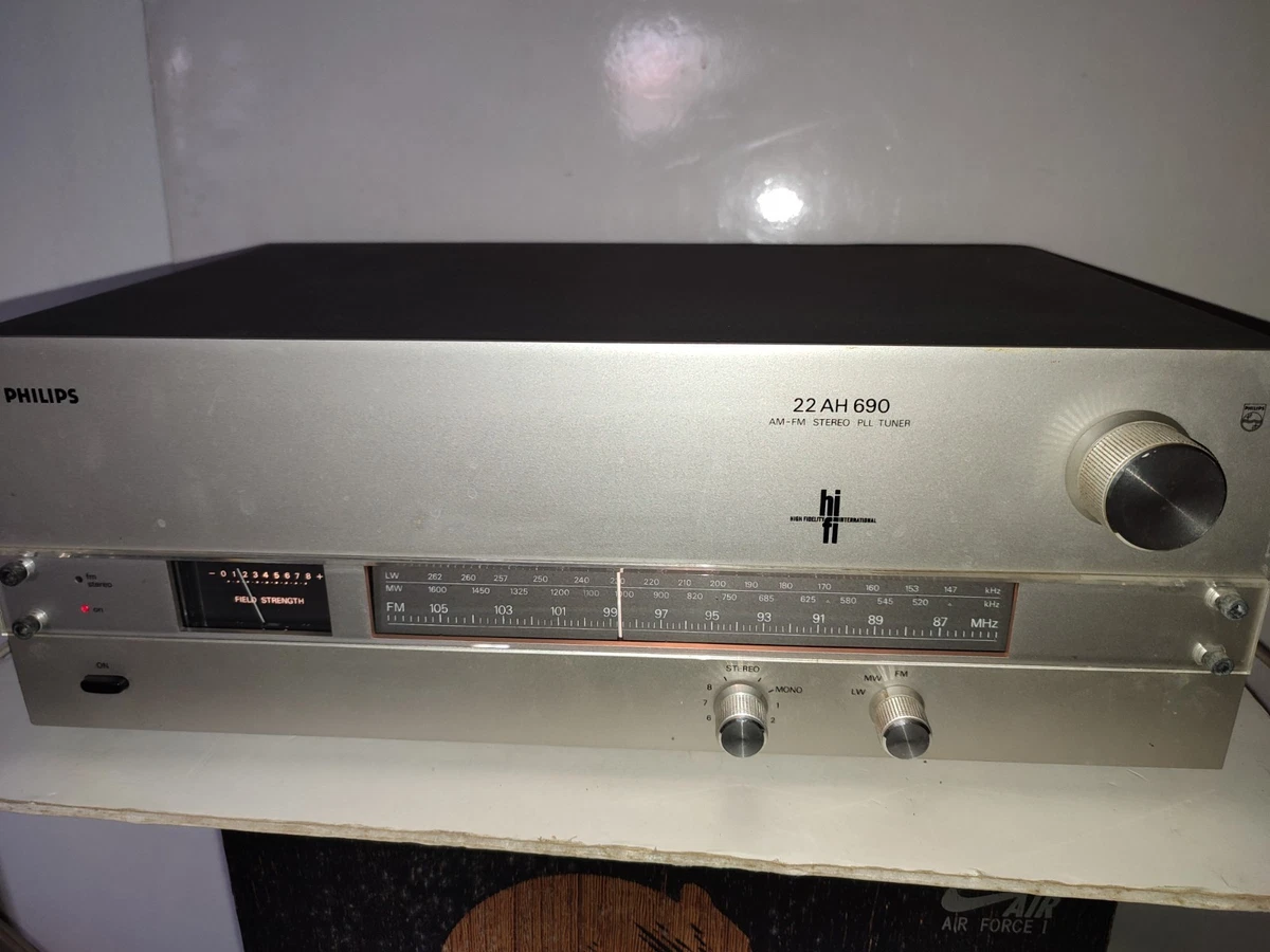 SINTONIZADOR PLATINUM AM/FM PHILIPS 22 AH 690 FUNCIONA EN BUEN ESTADO