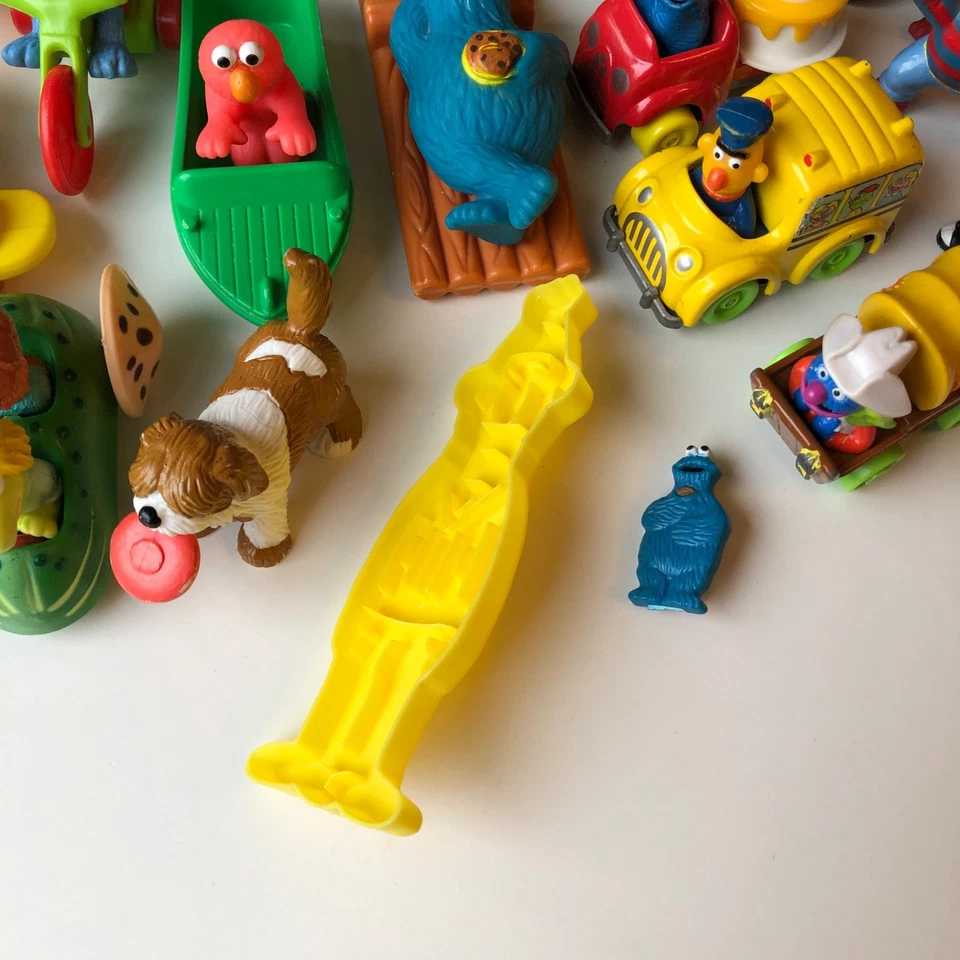 Lote De Colección De 32 Figuras De Muppets Y Plaza Sésamo Títeres Dedo Juguetes Mcdonald's Foto 2 de 4