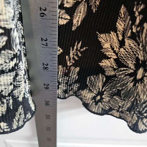 Y2K JTB Blouse Women 1X Black Lace Floral Stretchy V-Neck Retro Whimsygoth Fairy - Picture 7 of 11