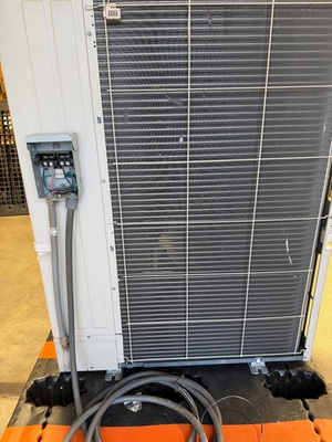 #ad #ad Mitsubishi PUY A42NKA7 Condensing Unit with 2 PCA A42KA7 split system heat pumps $1500.00