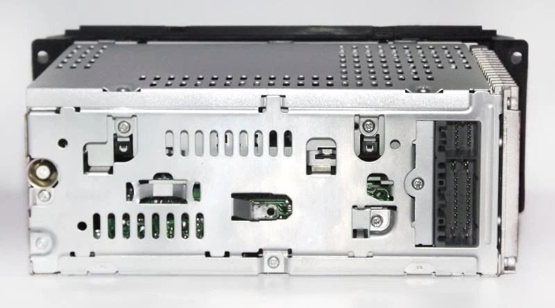 2003 Jeep Grand Cherokee AM FM CD rádio cassete atualizado com entrada auxiliar RAZ - Imagem 3 de 4