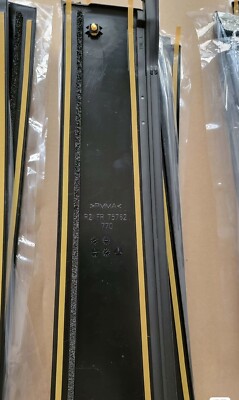 ＡＯＡＯ２３ページ Amazon.com: Toyota Genuine 75762-07020 Window Frame Molding
