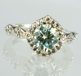 Certified Green Diamond Solitaire 2.63 Ct Round Cut Ring Engagement Gift SEE VDO