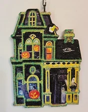HAUNTED HOUSE w GHOSTS & JOL PUMPKINS  * Glitter HALLOWEEN ORNAMENT  Vtg
