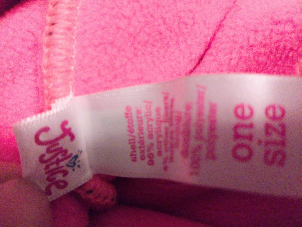 SOMBRERO MOHAWK A RAYAS CEBRA BLANCO Y NEGRO DE JUSTICIA CON OREJERAS Y CORBATA TRENZADA Foto 2 de 4