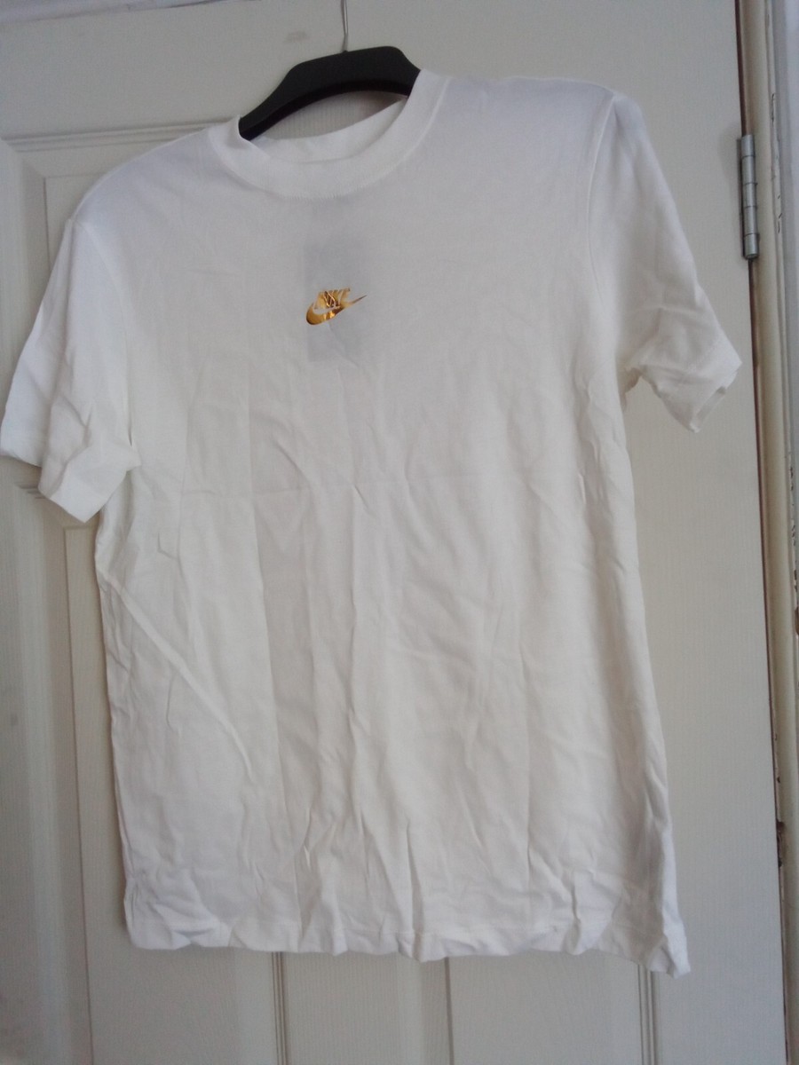 nike white and gold t shirt