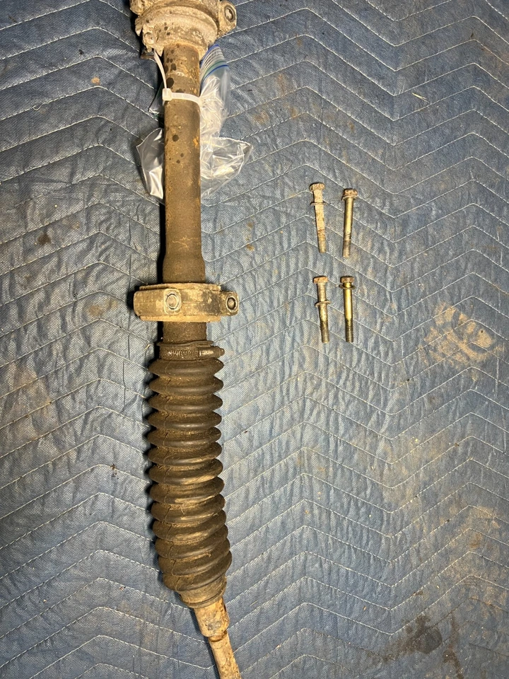 Conjunto de cremallera y piñón de dirección asistida Porsche 944 1983-1985 OEM #2500EM Foto 3 de 4