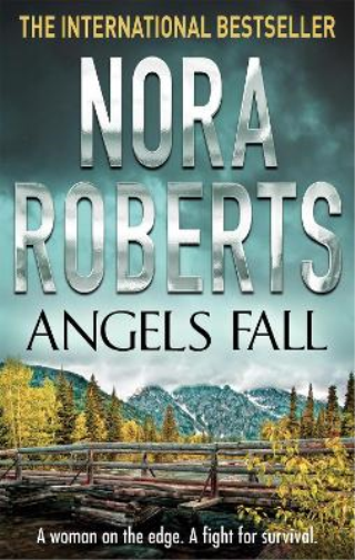Nora Roberts Angels Fall (Tascabile)
