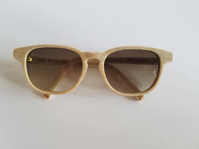 Louis Vuitton Italian Limited Edition Hand made Women\'s Sunglasses Louis Vuitton Women main image 4