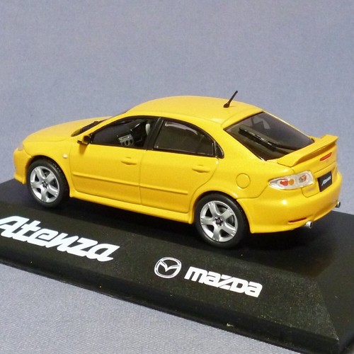KYOSHO 1:43 MAZDA ATENZA 5-DOOR 2002 YELLOW PEARL MAZDA 6 Not for US buyers - Picture 5 of 8