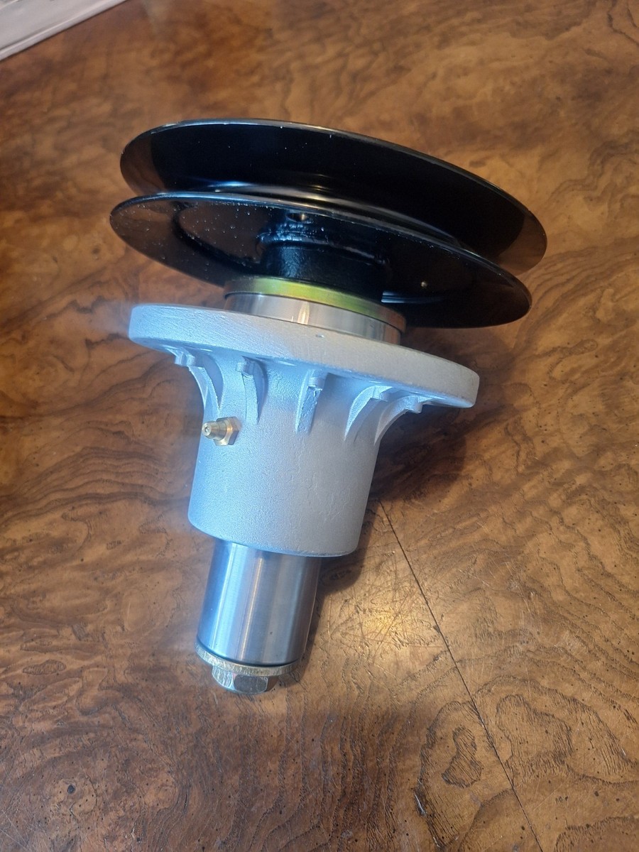 Spindle w/Pulley for Exmark LZ26KC724 LZ27DD604 LZ26KC604