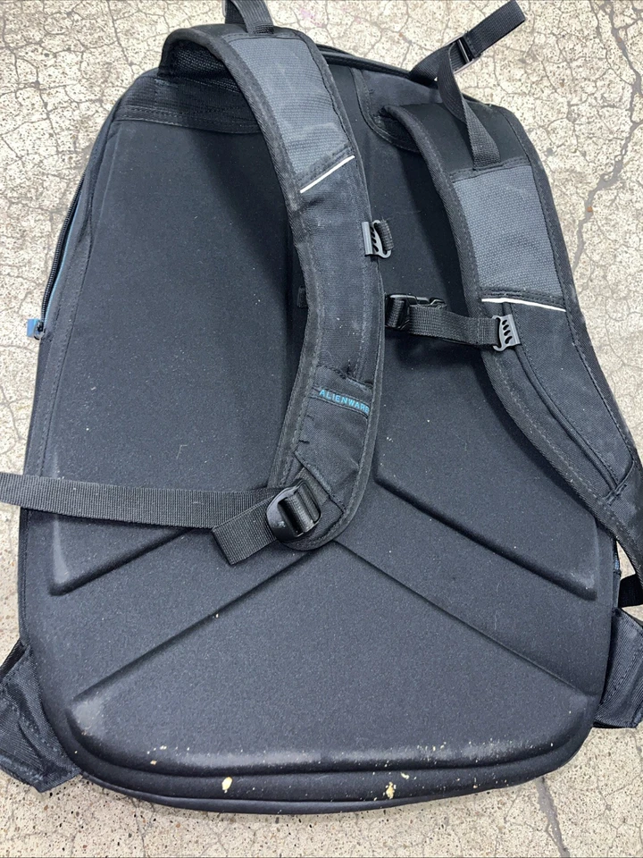 Mochila de transporte Mobile Edge Alienware Vindicator Awv17bp2.0 para computadora portátil de 17,3" Foto 3 de 4