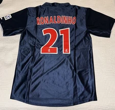 PSG 2001/2002 Retro Long Sleeve Jersey Ronaldinho #21, Size L